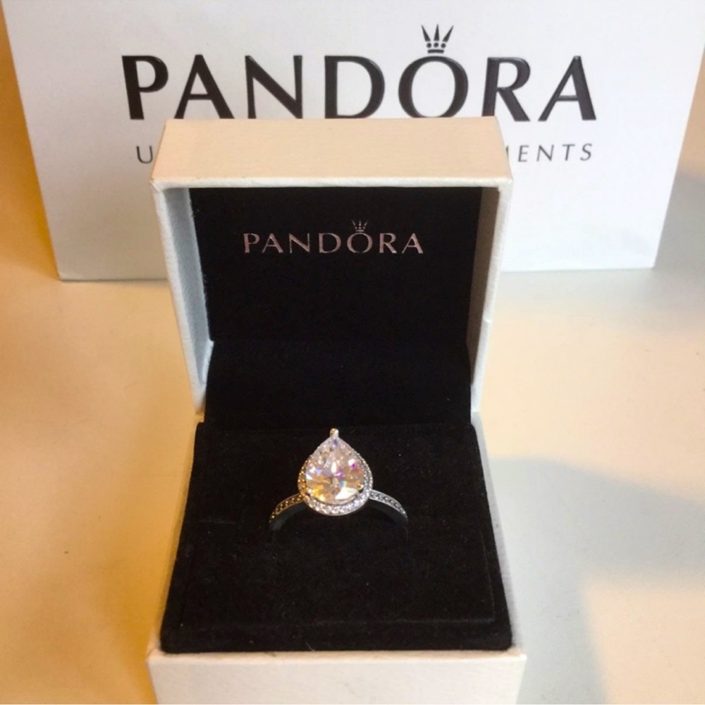 Size  8 PANDORA Sparkling Teardrop Halo Ring